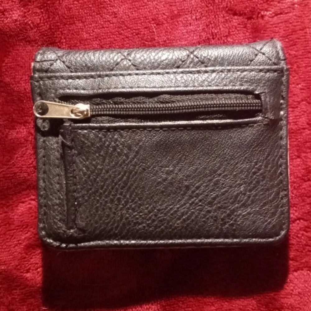 Black icing wallet - Picture 3 of 3